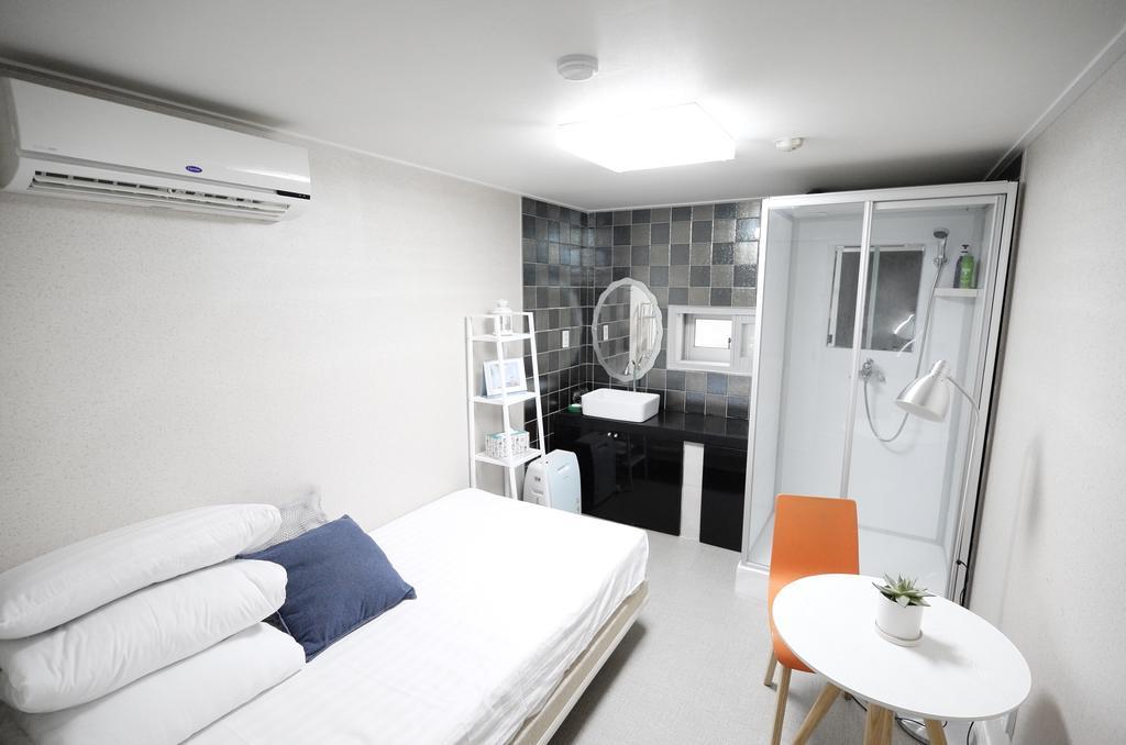 Хостел Lombard House Сеул Экстерьер фото