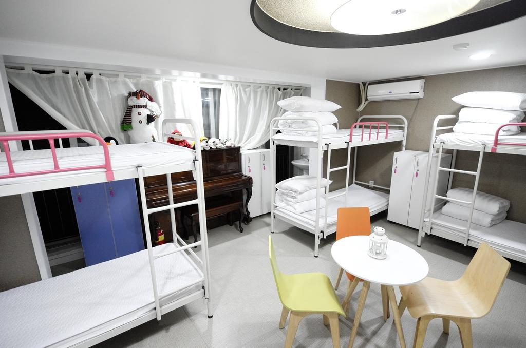 Хостел Lombard House Сеул Экстерьер фото