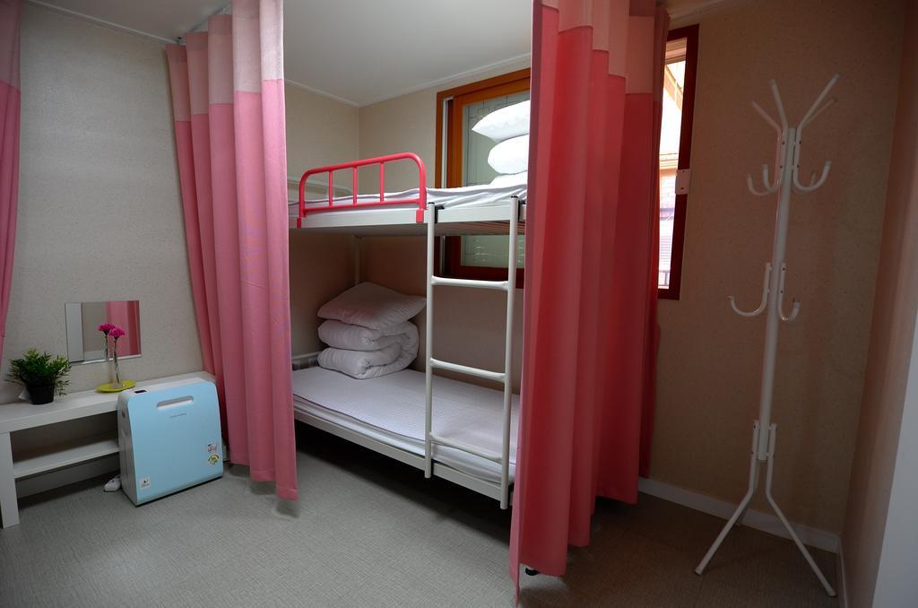 Хостел Lombard House Сеул Экстерьер фото
